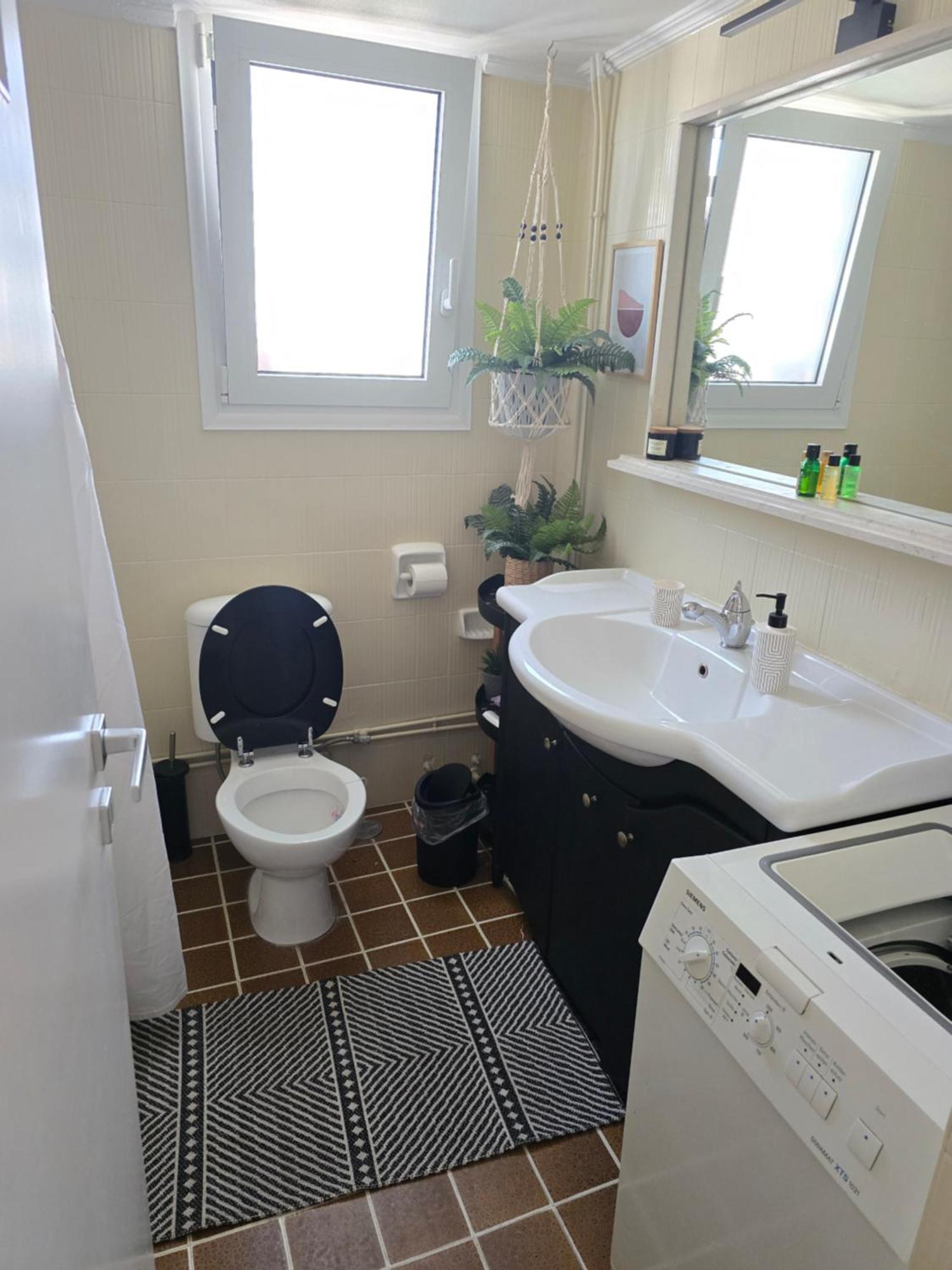 Large 1 Bedroom Penthouse With Large Terrace 아테네 외부 사진